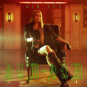 日本一本首视频二区
